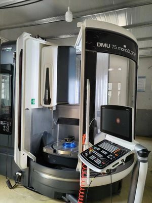 উচ্চ নির্ভুলতা স্ব-কেন্দ্রীভূত ভিজ এবং 4 গর্ত ম্যানুয়াল ফিক্সচার জন্য 5axis সিএনসি কাজ 96 সিরিজ